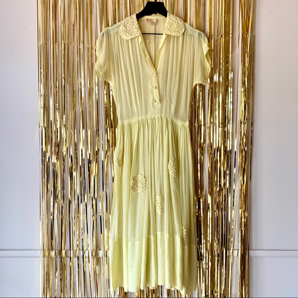 SOLD Vintage | 50’s Pale Yellow Fit and Flare - Picture 2 of 11